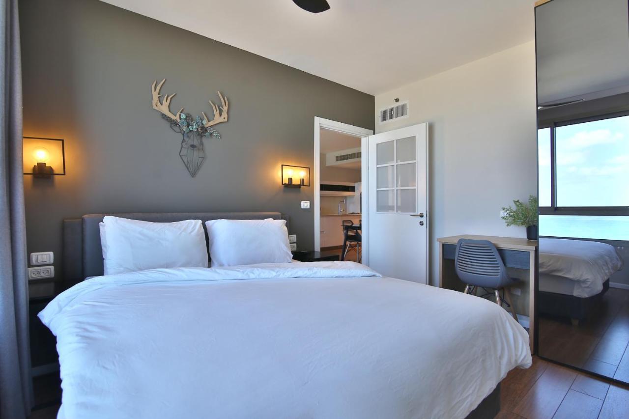Luxury Suites By Notaly Ariel - Carmel Beach Хайфа Екстериор снимка
