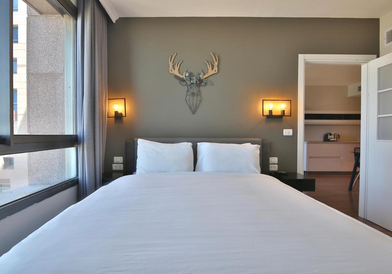 Luxury Suites By Notaly Ariel - Carmel Beach Хайфа Екстериор снимка